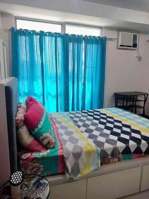 Cubao Manhattanheights U31N Tb, Studio Unit マニラ市 エクステリア 写真