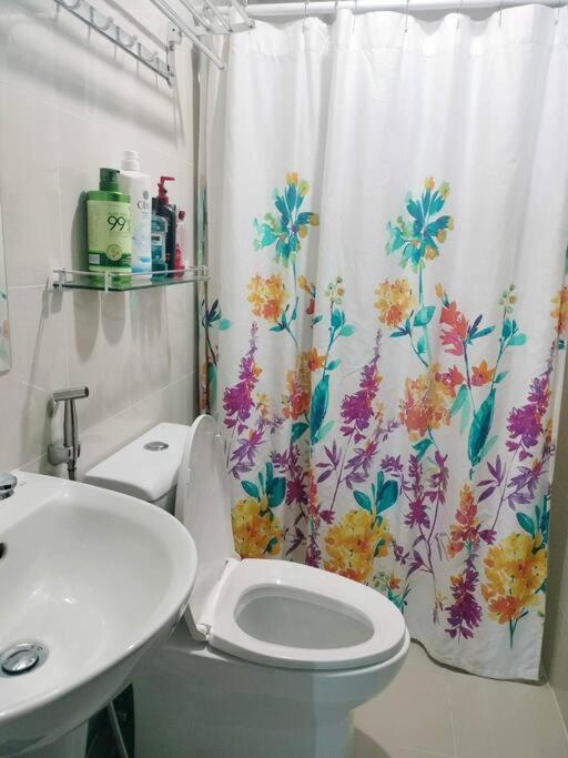 Cubao Manhattanheights U31N Tb, Studio Unit マニラ市 エクステリア 写真
