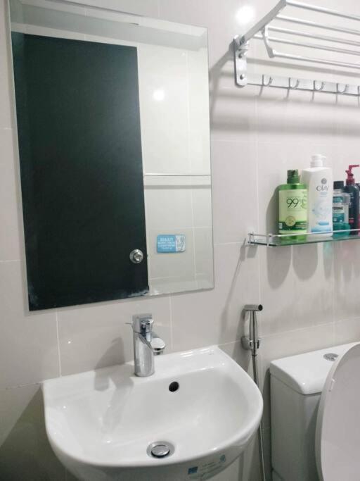 Cubao Manhattanheights U31N Tb, Studio Unit マニラ市 エクステリア 写真